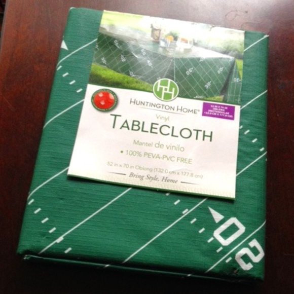 Huntington Home Other - Huntington Home 52" x 70" Vinyl Tablecloth Football Soccer Sports Field Green